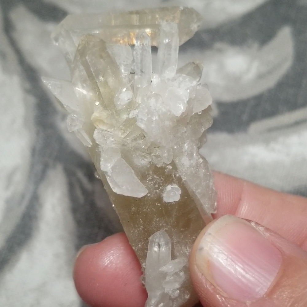 "CITRINE QUARTZ CRYSTAL SHARD"- NATURAL- ONLY ONE !!